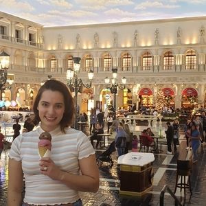 Meet your Posher, Emma